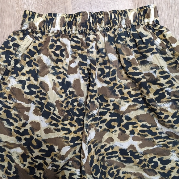Leopard Print Silk Shorts Elastic Stretch Waist - Picture 3 of 5